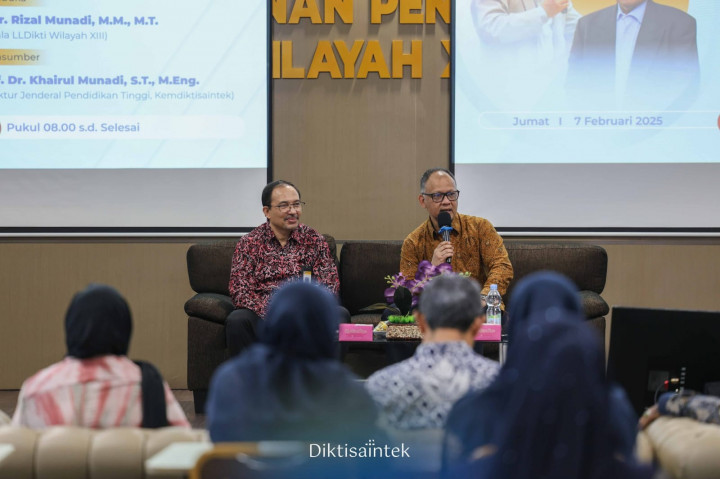 Kemendiktisaintek Tinjau Ulang Regulasi Akreditasi Perguruan Tinggi