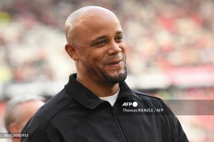 Konsisten Menekan, Bayern Hancurkan Bremen