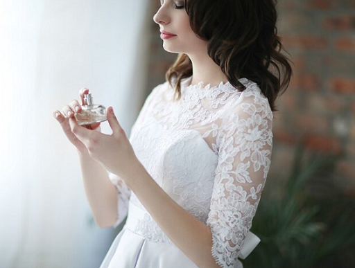 6 Rekomendasi Parfum untuk Ngedate, Dijamin Bikin Pasangan Makin 'Nempel'