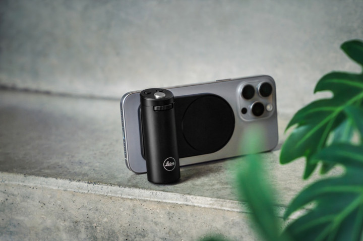 Leica Luncurkan Pegangan Kamera iPhone Mahal