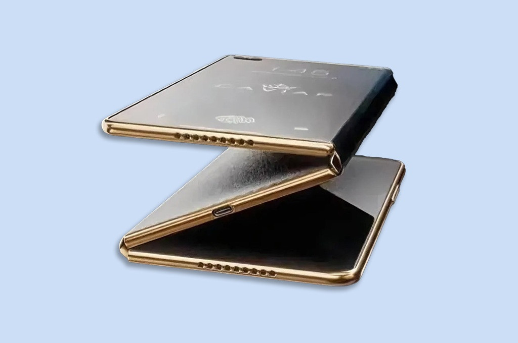 Apple dirumorkan berencana untuk meluncurkan iPhone layar lipat tiga atau tri-fold.