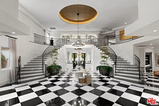 Kris Jenner jual rumahnya. Foto: Realtor.com