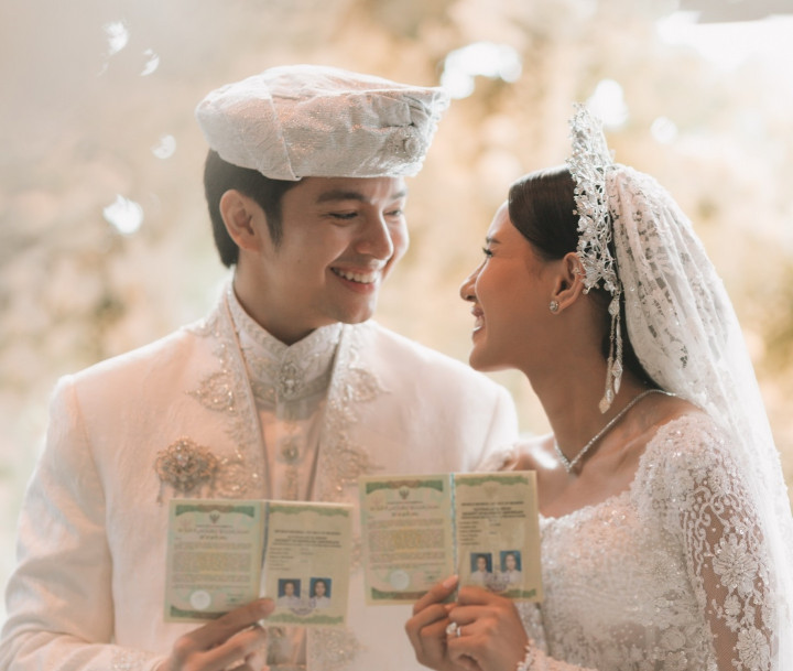 Selamat! Angga Yunanda dan Shenina Cinnamon Resmi Menikah