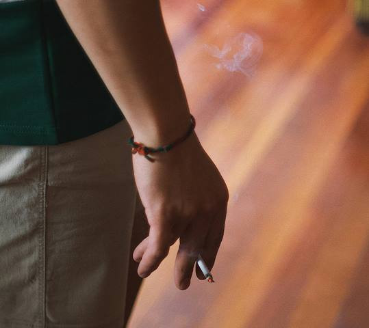 5 Perubahan Ciri Fisik Ini Khas Muncul bagi yang Merokok