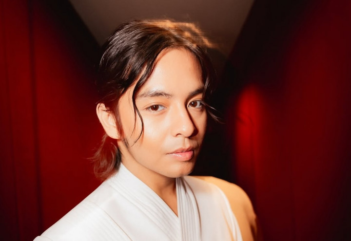 Perjalanan Karier dan Kisah Cinta Angga Yunanda