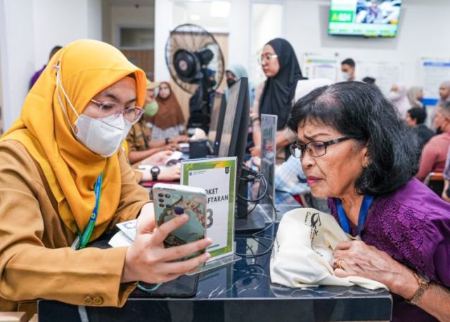 Kemenkes telah melakukan Cek Kesehatan Gratis, kali ini di Puskesmas Tebet. (Foto: Dok. Birkom Kemenkes)