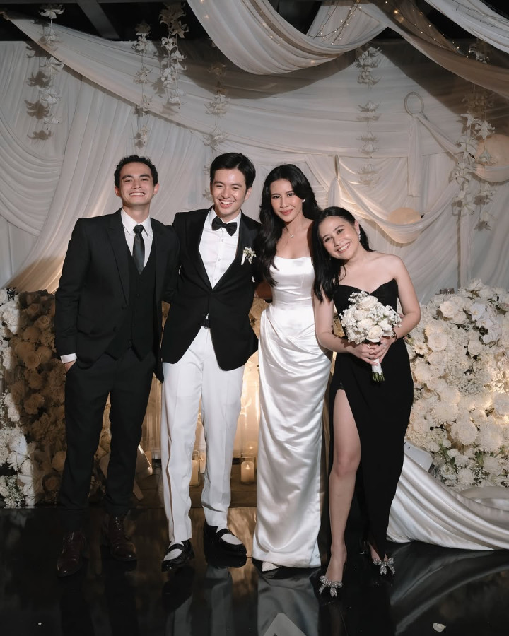 Prilly Dapat Buket Bunga Pernikahan Angga-Shenina, Kode Siap Menikah?