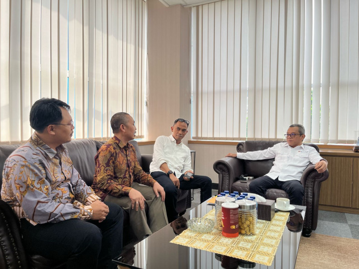 BNSP Serahkan Lisensi kepada LSP Global Otomotif untuk Sertifikasi Profesi