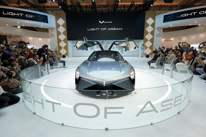 Wuling Light of ASEAN Concept Bersinar di IIMS 2025