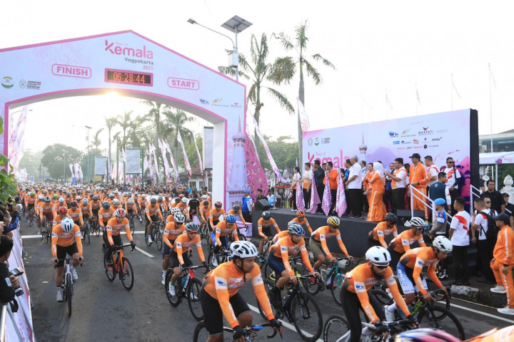 Hari Kedua Tour of Kemala 2025 Berlangsung Meriah, Ribuan Peserta Ramaikan Lintasan di Yogyakarta