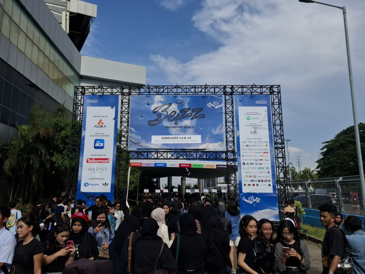 Kondisi Cuaca dan Suasana Jelang Konser NIKI di Jakarta Hari Kedua