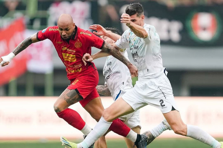 Hasil Liga 1: Persija Berbagi Poin dengan Persib di Stadion Patriot