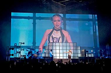 Konser di Jakarta, NIKI Jelaskan Makna Tajuk Turnya