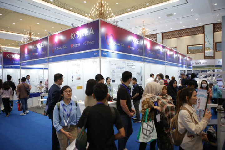 IDEC 2025: Transformasi Kesehatan Gigi Menuju Era Digital