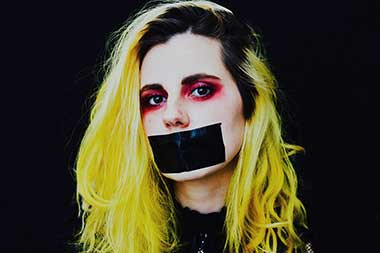 EKSKLUSIF! AViVA, Musisi Australia Tak Cukup Berekspresi lewat Musik Saja