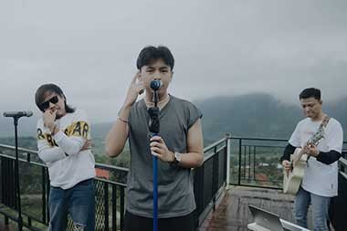 Ian Kasela Kini Ngulik Juicy Luicy setelah Kontroversi Lagu Radja