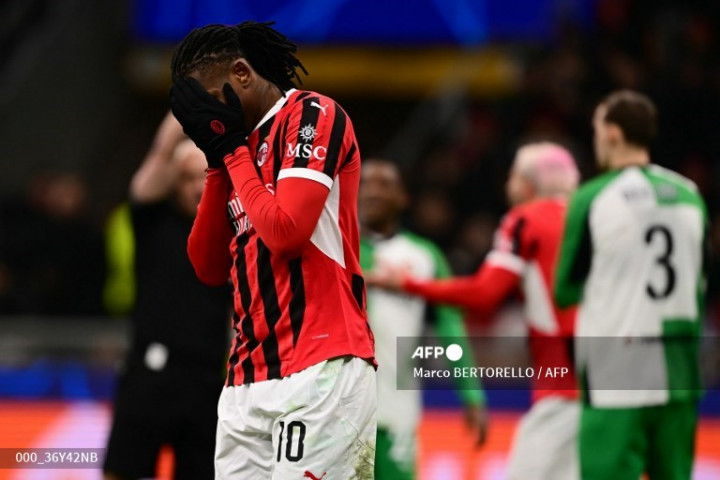 Milan vs Feyenoord: 2 Kartu Merah Warnai Kegagalan Rossoneri ke 16 Besar