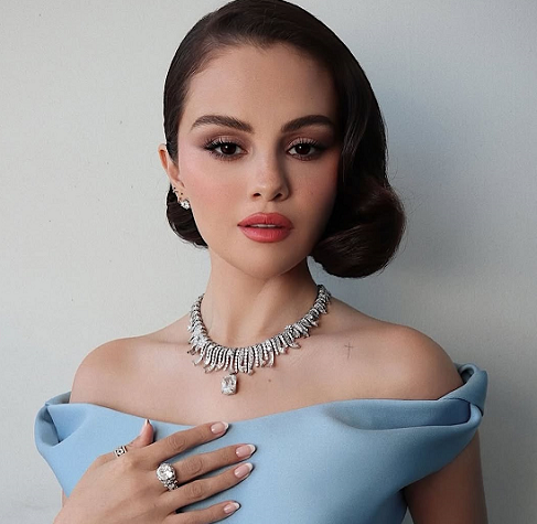 Mengenal 'Soap Nails', Tren Perawatan Kuku ala Selena Gomez yang Makin Diminati