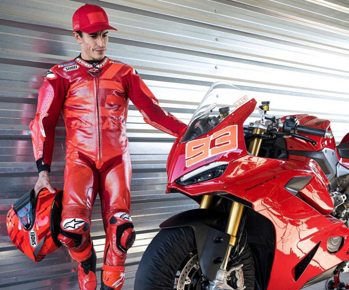 Marc Marquez Ultah, Ducati Kasih Kado Panigale V2 S