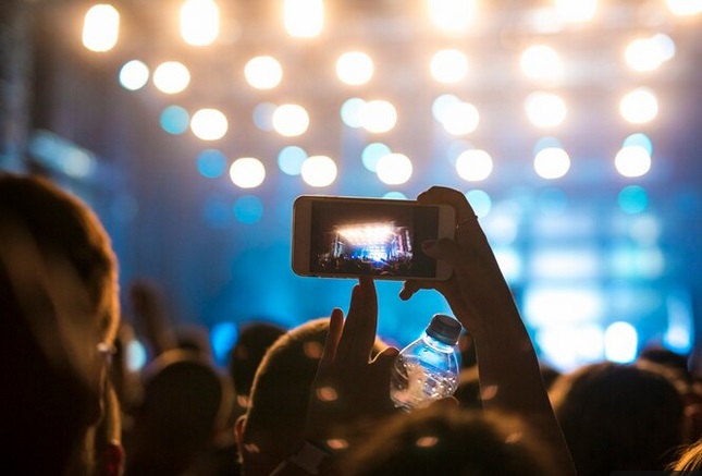 Mengenal Gig-Tripping, Nonton Konser Musik sambil Jalan-jalan