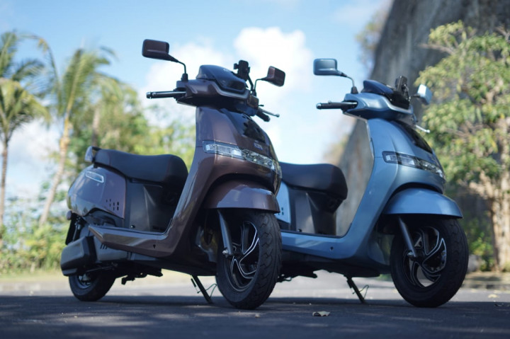 Motor Listrik TVS Iqube S Jadi Andalan NOAbike Bali