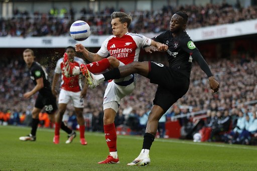 Hasil Liga Inggris: Arsenal dan Chelsea Keok