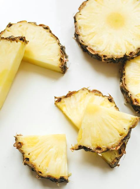 Nanas dapat dikonsumsi oleh penderita diabetes, tetapi dalam jumlah yang terbatas.  (Foto: Ilustrasi/Dok. Pexels.com)