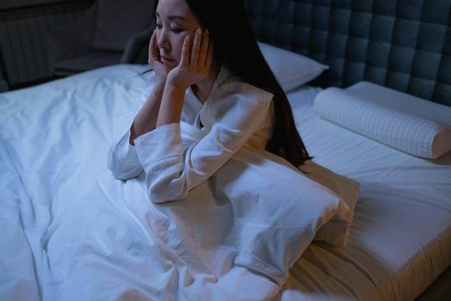 Insomnia dapat disebabkan oleh berbagai faktor, termasuk masalah mental, kondisi medis, dan kebiasaan buruk.  (Foto: Ilustrasi/Dok. Pexels.com)