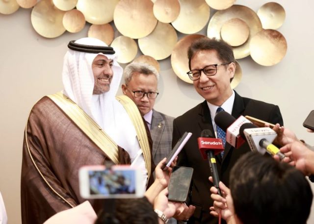 Menkes Arab Saudi, Fahad Abdulrahman AlJalajel awali kunjungannya dengan pertemuan bilateral bersama Menkes RI. (Foto: Dok. Birkom Kemenkes RI)