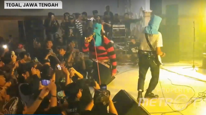 Band Sukatani Kembali Manggung: Kami Masih Berdiri!