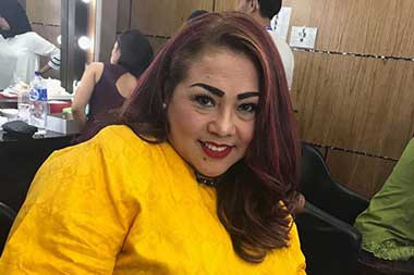 Alasan Mengapa Nunung Belum Pensiun dari Dunia Hiburan