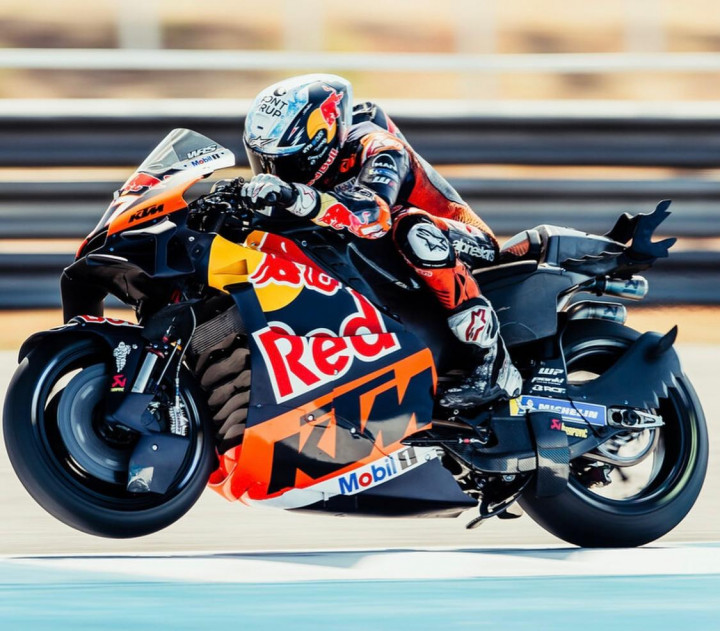 Pedro Acosta Siap Beri Kejutan di MotoGP 2025