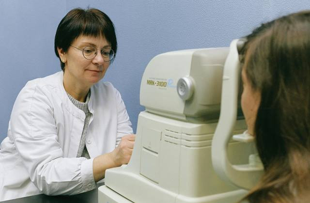 Pasien Katarak Sering Tak Sadar Idap Gangguan Penglihatan