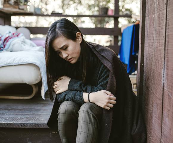 Apakah Orang yang Kesepian Lebih Rentan Terkena Penyakit Jantung dan diabetes?