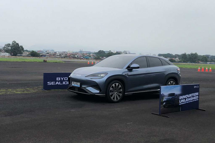 BYD Pastikan Sealion 7 Dikirim Sebelum Lebaran?