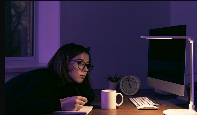 Hubungan Bergadang dan Stroke pada Wanita Usia Muda