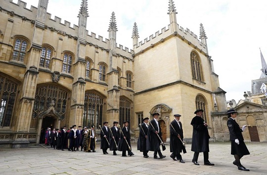 Pertama Kali dalam Satu Dekade, University of Oxford dan University of Cambridge Tembus 10 Besar Peringkat Dunia