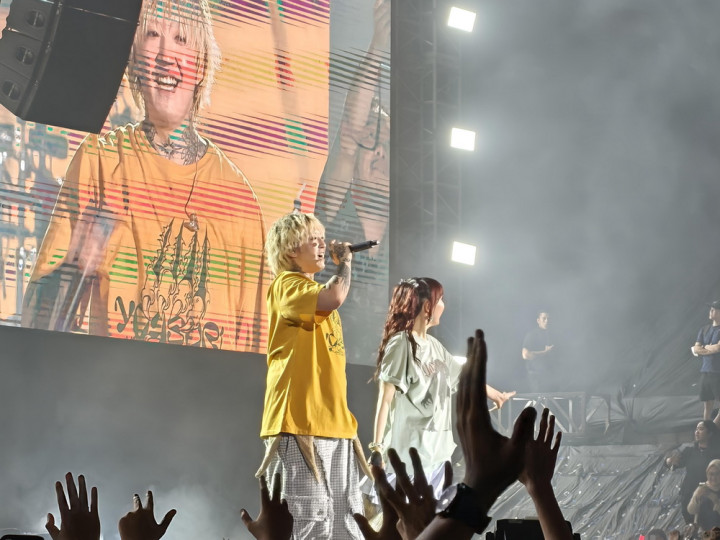 Kembali Gelar Konser di Jakarta, YOASOBI: Kami Pulang