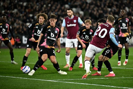 West Ham Libas Leicester City 2-0