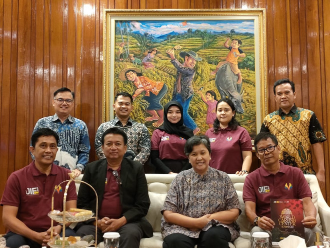Wakil Ketua MPR RI, Lestari Moerdijat saat bertemu dengan panitia Jepara International Furniture Buyer Weeks (JIF-BW) 2025. Foto: Istimewa