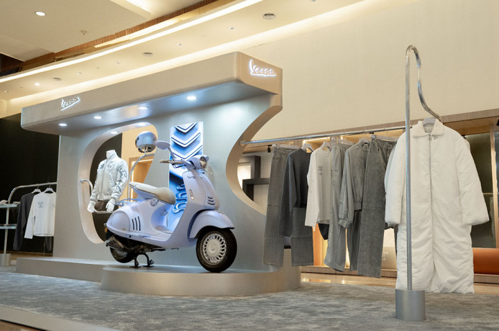 Ada Vespa 946 Snake Di Mall, Sudah Mulai Dijual?