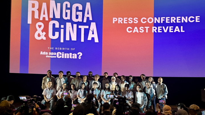 Beban Berat Pemain Film Rangga & Cinta Bernyanyi Live di Lokasi Syuting