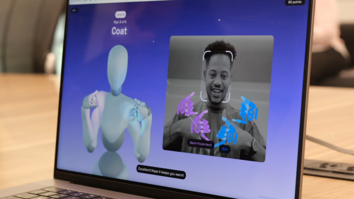 AI Bantu Mengajar Bahasa Isyarat Demi Tutup Kesenjangan Komunikasi