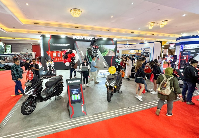 Torehan Motor Listrik Polytron di IIMS 2025