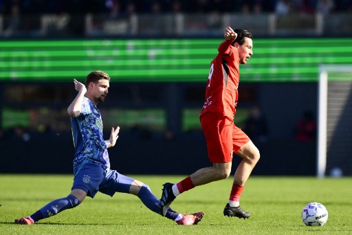 Almere City Dikalahkan Ajax 0-1, Thom Haye Main Penuh