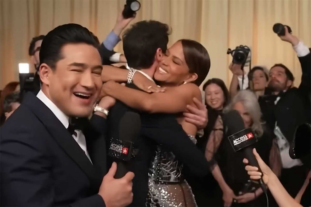 Momen pertemuan Halle Berry dan Adrien Brody (Foto: