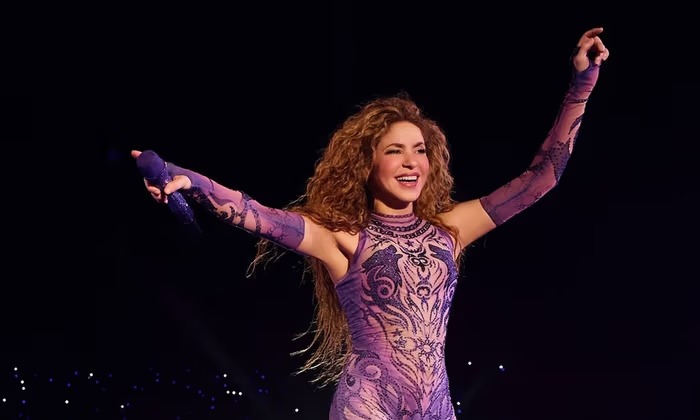 Shakira Tunda Konser di Chile, Ternyata Ini Penyebabnya