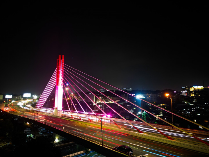 Signify Bantu Jembatan Pasupati Lebih Kekinian, Caranya?