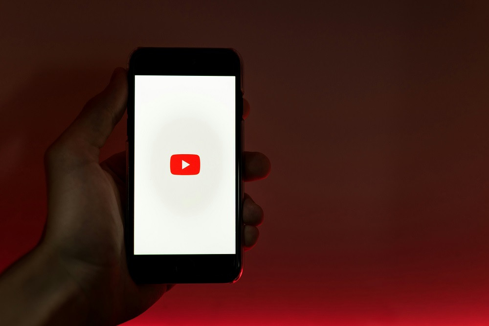    Rahasia YouTuber Terbongkar: Cara Live Streaming YouTube yang Bikin Penonton Ketagihan!