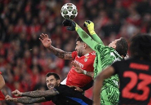 10 Pemain Barca Bungkam Benfica 1-0